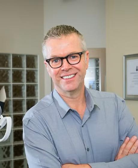 Dr. Peter Manzer